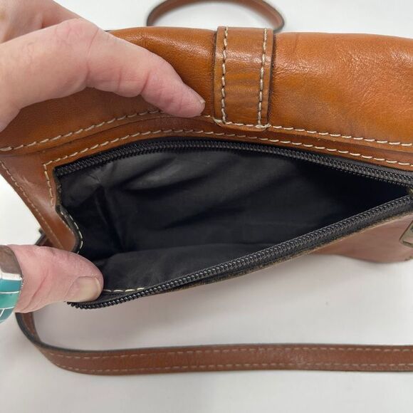 Patricia Nash Leather Brown Buckle Strap Snap Button Sling Bag OS - Picture 8 of 8